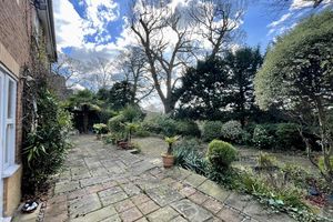 Photo 8- click for photo gallery